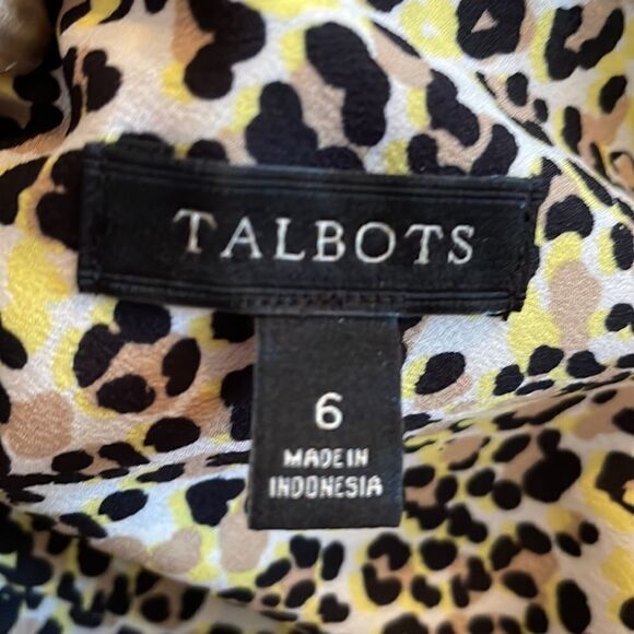 Talbots leopard print thin polyester button down long sleeved shirt - Picture 9 of 10